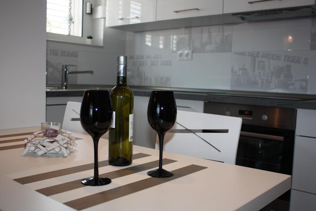 Apartment Anchi Makarska Eksteriør billede